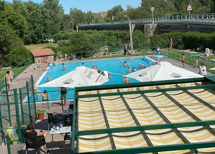 El Delfín Gasthof Villarente